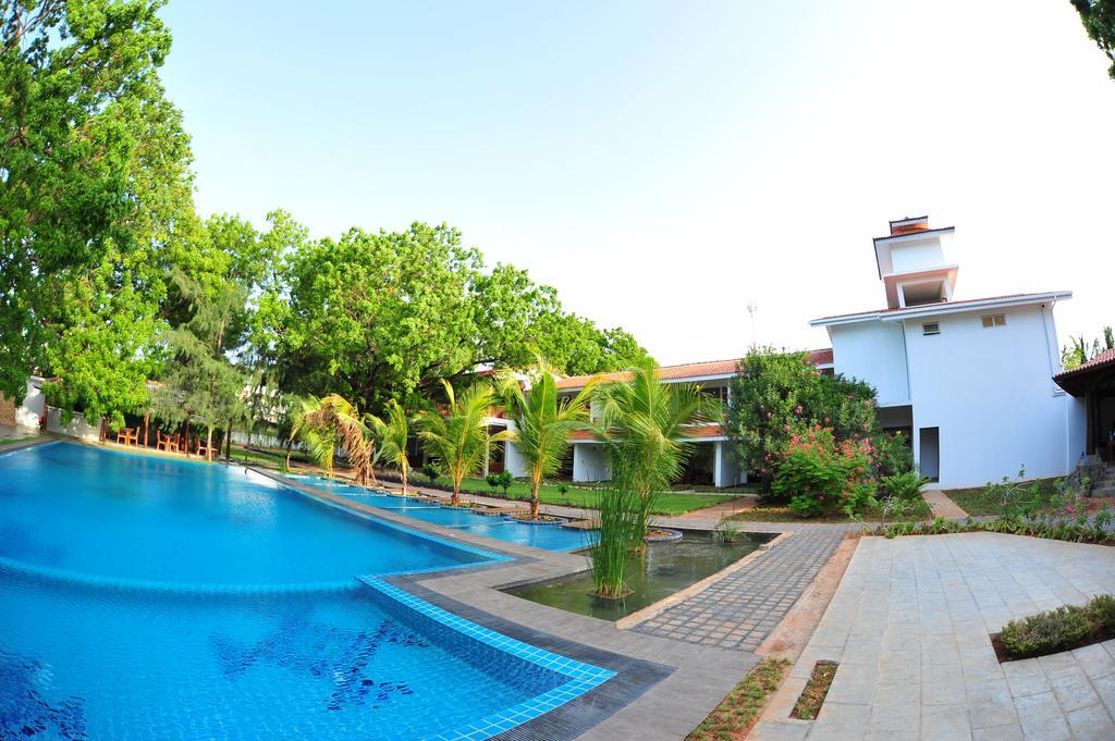 Anantamaa Hotel Trincomalee Exterior photo
