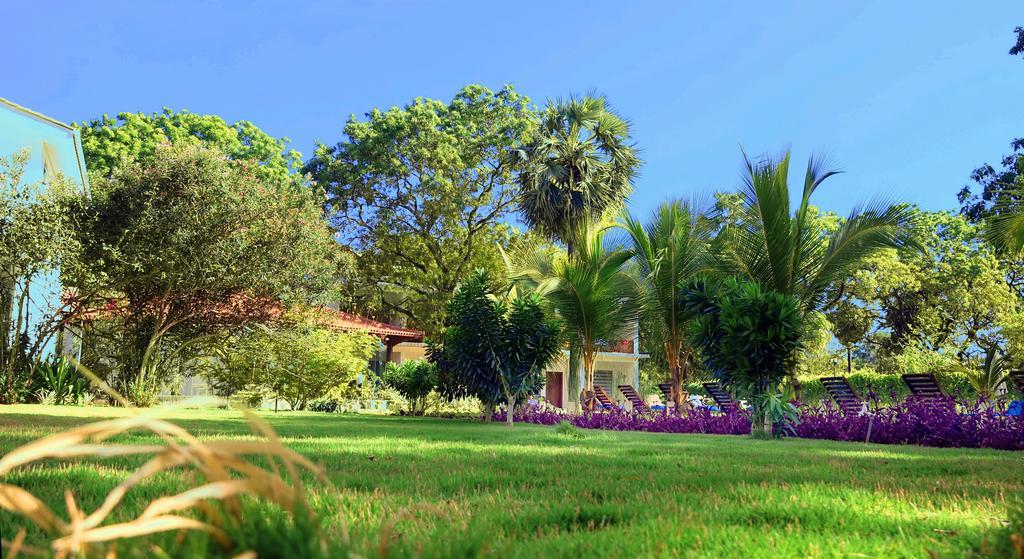 Anantamaa Hotel Trincomalee Exterior photo