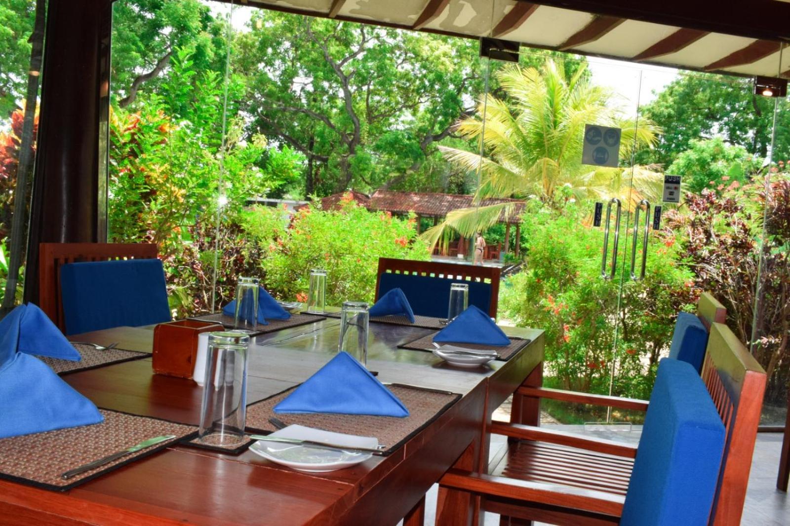 Anantamaa Hotel Trincomalee Exterior photo