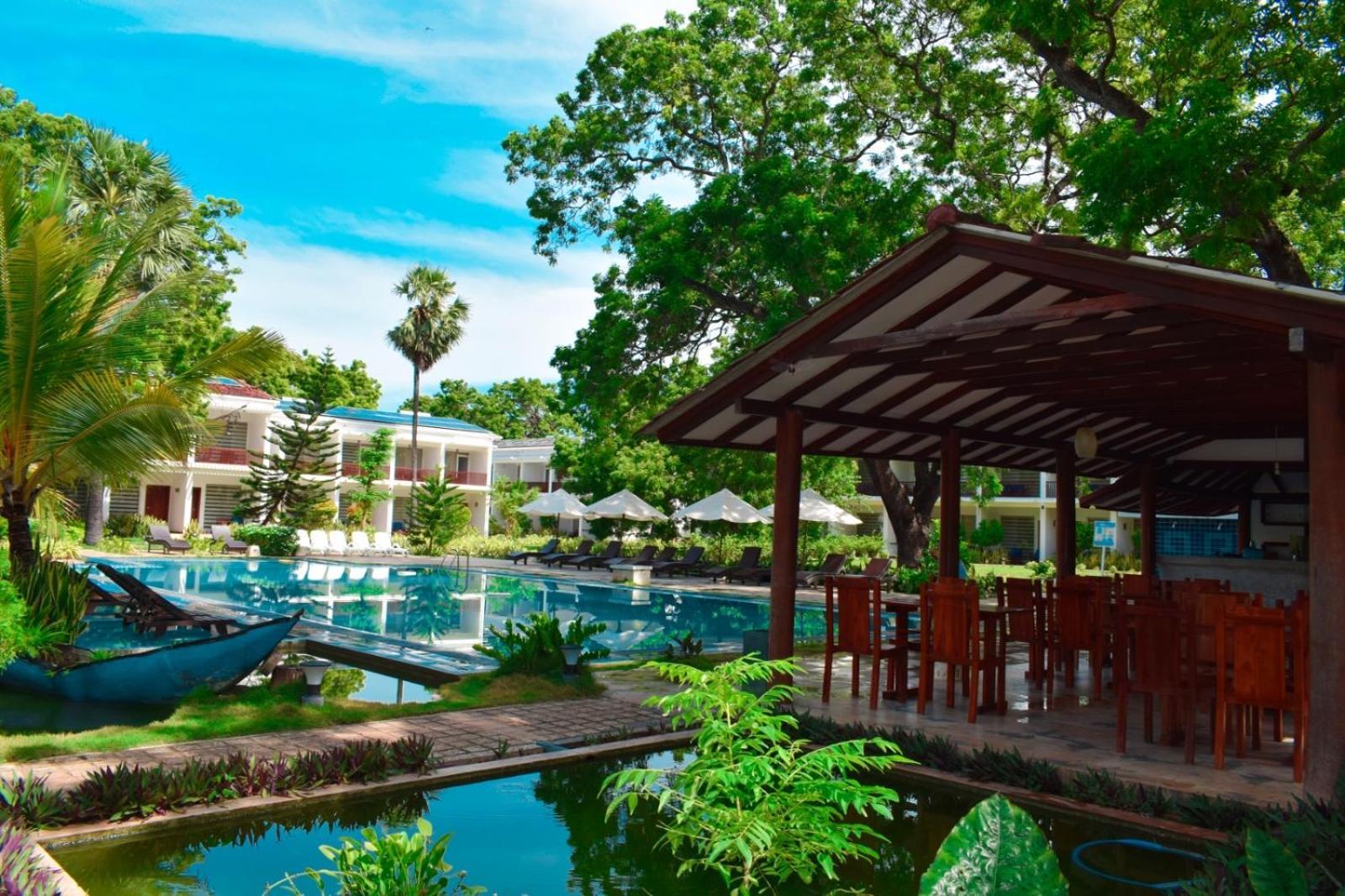 Anantamaa Hotel Trincomalee Exterior photo