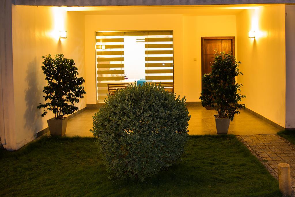 Anantamaa Hotel Trincomalee Exterior photo