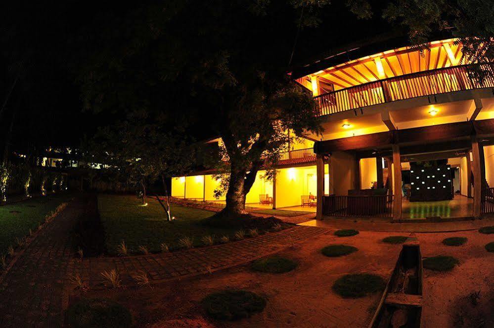 Anantamaa Hotel Trincomalee Exterior photo
